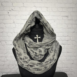 2010s grunge emo skull pattern infinity scarf grey black